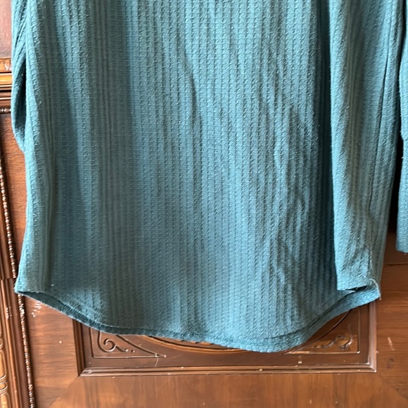 Chaser teal color long sleeve tunic. - Picture 6 of 6